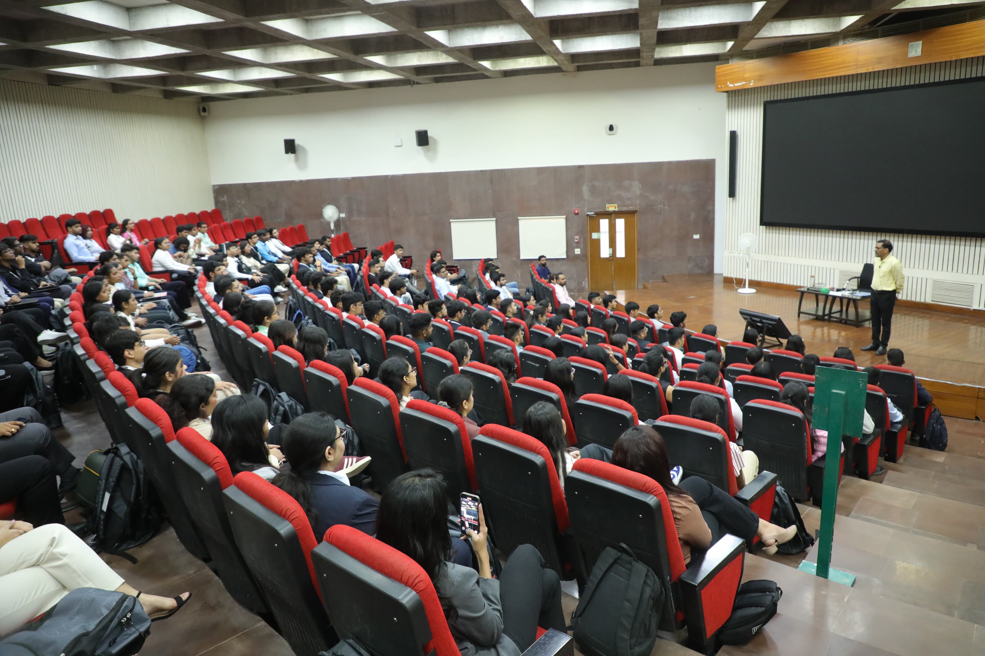 ITS Ghaziabad Summer Program in Management at IIM Udaipur photo 6